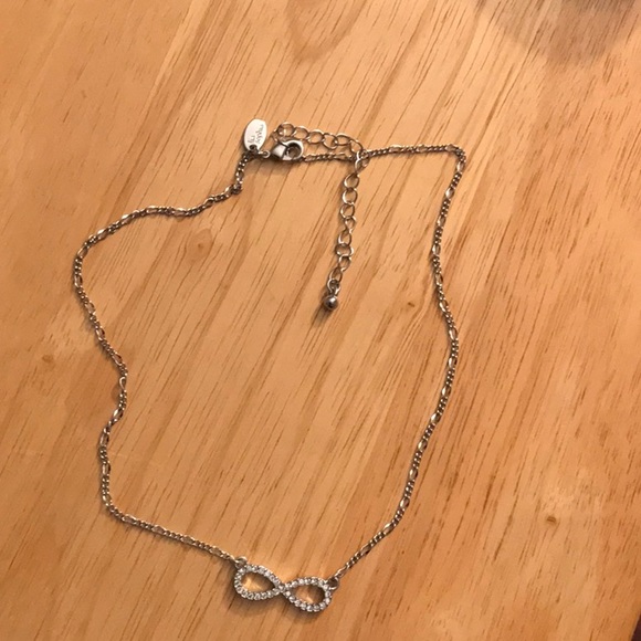 Lia Sophia infinity necklace - Picture 1 of 2